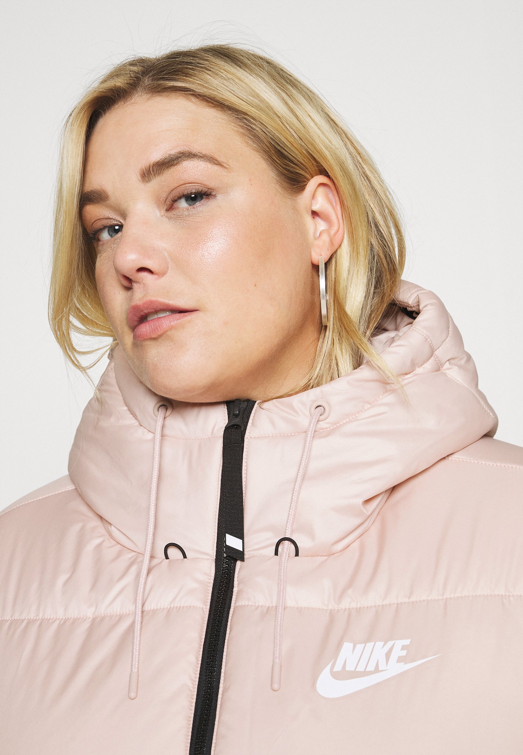 nike white jacket womens