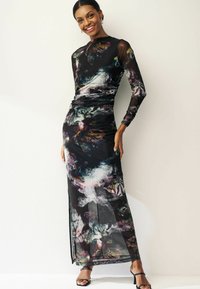 Next RUCHED - Maxikleid - blurred floral