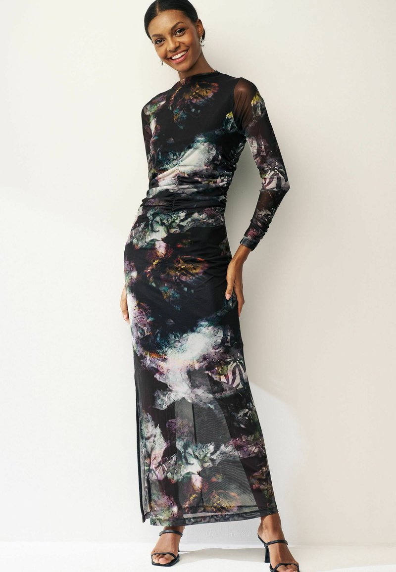 Next RUCHED - Maxikleid - blurred floral