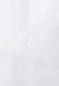 Felix Hardy Pluus - white