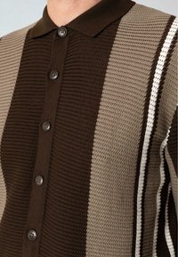 Clean Cut Copenhagen BUCKLEY  - Cardigan - dark brown