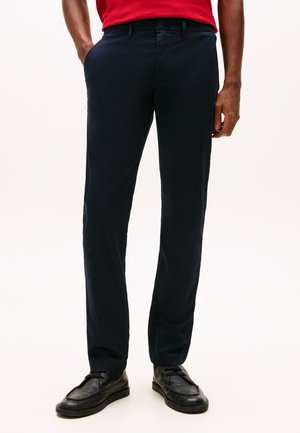 Tommy Hilfiger, CORE BLEECKER - Chinosy