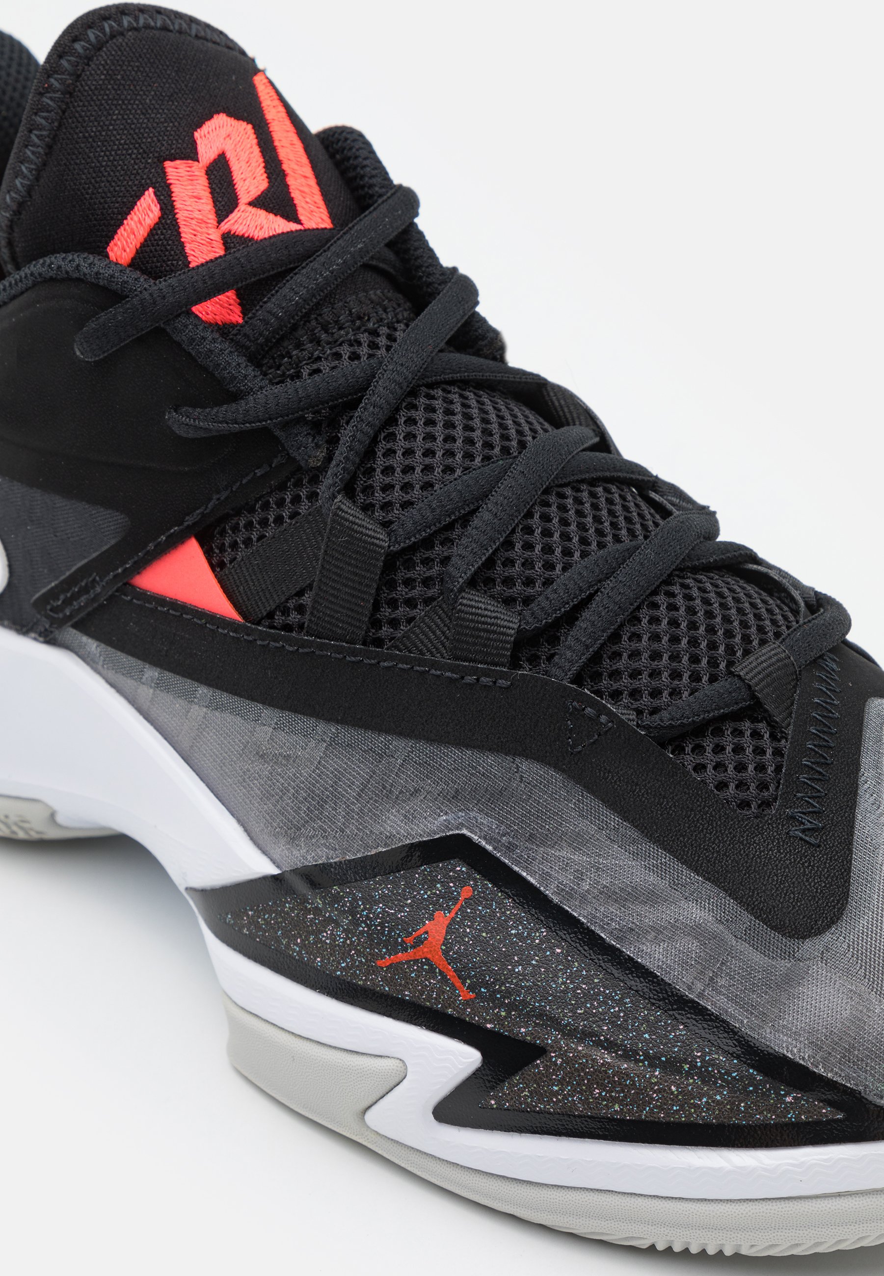 Jordan ONE TAKE 3 - Basketbalschoenen - black/bright crimson/white/grey  fog/Zwart - Zalando.nl