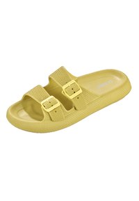 Geel sandaal met twee banden, gemaakt van gestructureerd rubber met verstelbare gespen. De zool heeft een geribbeld ontwerp voor grip.