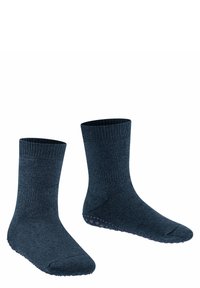 Ciemnoniebieskie skarpetki bawełniane z żebrowanym wzorem o średniej wysokości, wyposażone w gumowe kropki antypoślizgowe na podeszwach dla lepszej przyczepności.