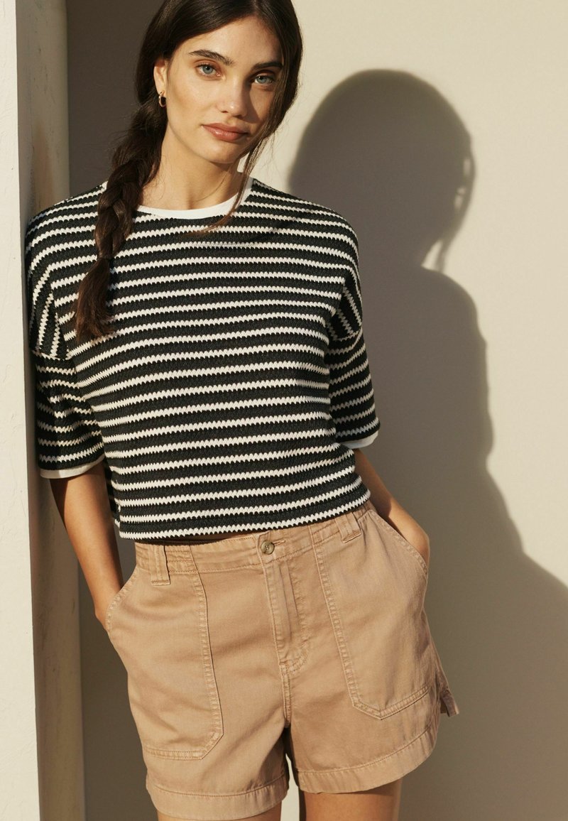 Next SHORT SLEEVE HEAVYWEIGHT - T-shirts print - black white mono stripe