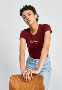 Pepe Jeans - NEW VIRGINIA - T-Shirt print - burgundy Thumbnail-Bild 1