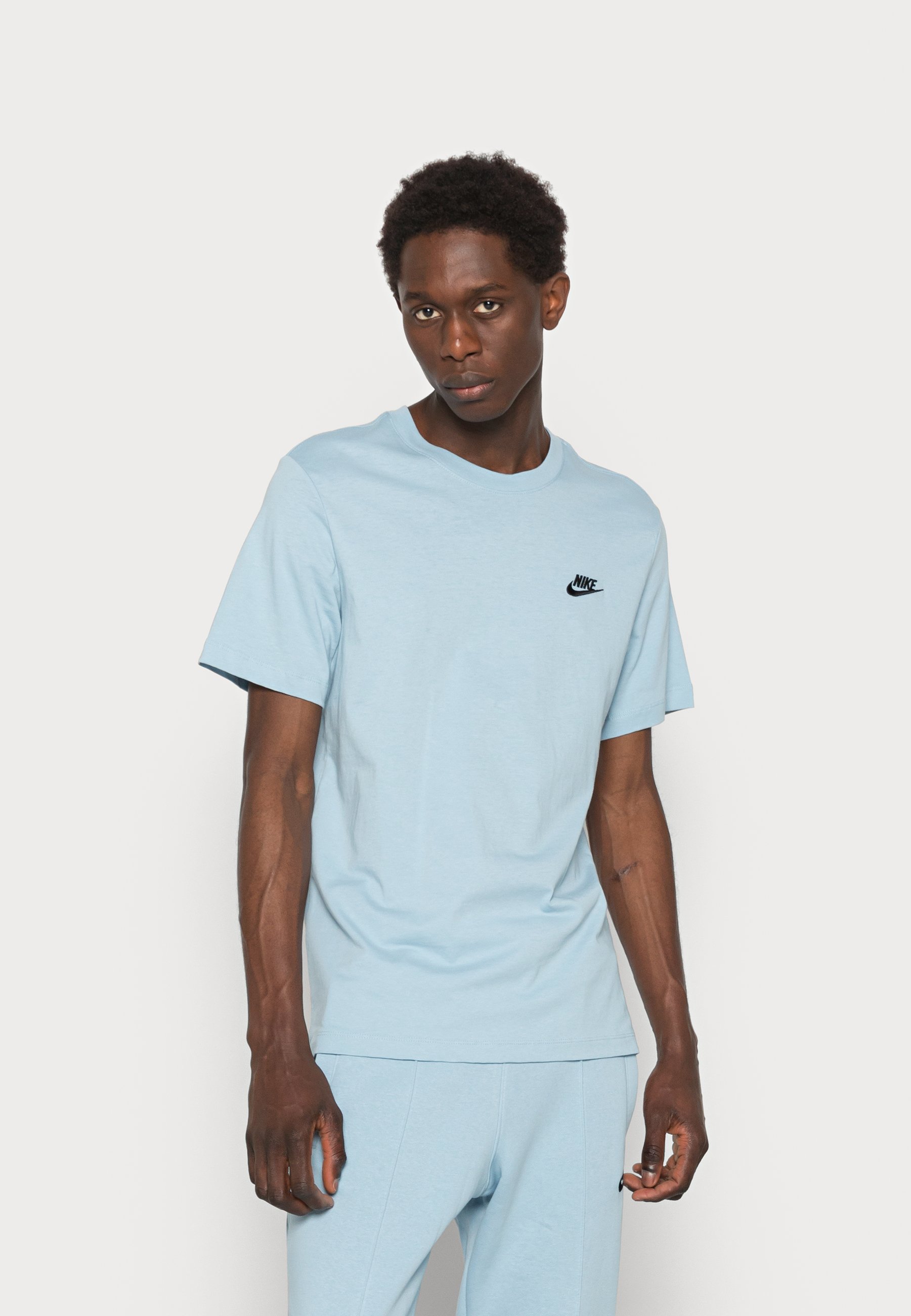 Nike Sportswear CLUB TEE - Basic T 