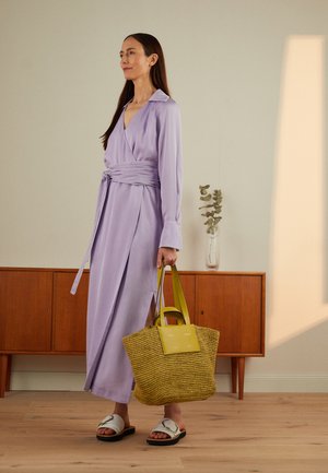 WANDER DRESS - Robe longue - lilac