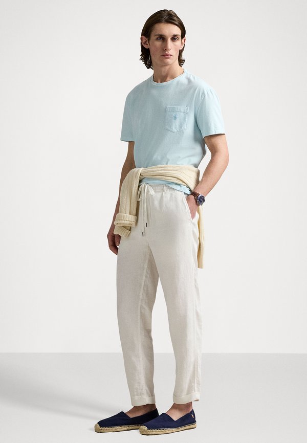 CUSTOM SLIM MINERAL-DYED POCKET T-SHIRT - Basic T-shirt - sky4