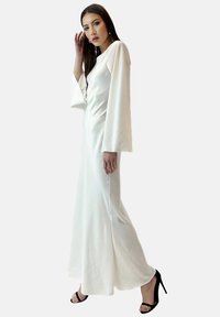 Elara ABAYA  - Robe longue - weiß