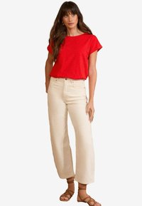 REGULAR FIT CREW NECK - T-shirt con stampa - red