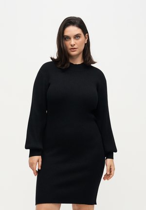Vero Moda Curve, VMHARPER FUNNELNECK DRESS - Рокля тип пуловер - black