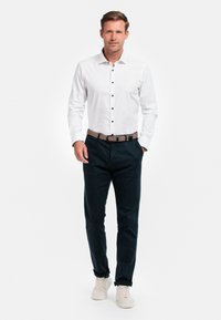 GIORDANO Zakelijk overhemd - optical white