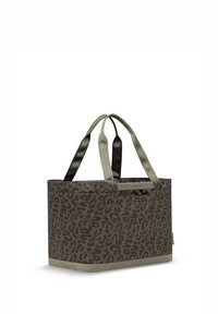 Bolso tote rectangular con estampado de leopardo marrón oscuro, base marrón claro y asas dobles en beige y marrón oscuro, vista angular sobre fondo blanco.