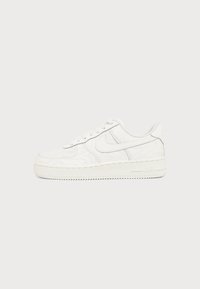 Δεν επιλέχθηκε, sail/sail white