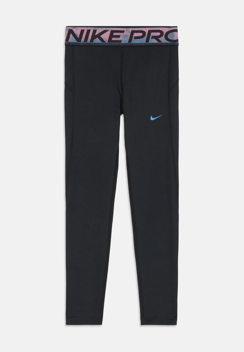 Leggings Nike Pro neri con un cinturino elastico texturizzato che presenta un logo Nike rosa e blu. Include un piccolo swoosh blu sulla gamba.