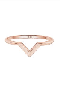 Roze gouden ring met een v-vormig ontwerp, afgewerkt met een gepolijste afwerking en een textuuraccent. Gemarkeerd met "925" voor sterling zilver.