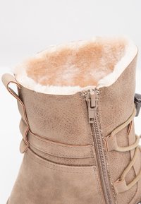 Anna Field Šněrovací kotníkové boty - beige