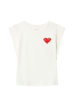 Weißes kurzärmeliges T-Shirt mit kleinem roten Herz und dem Schriftzug „Pepe Jeans“ auf der linken Brustseite.