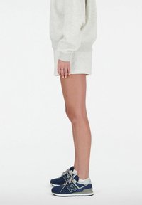 New Balance Pantalón corto de deporte - grey