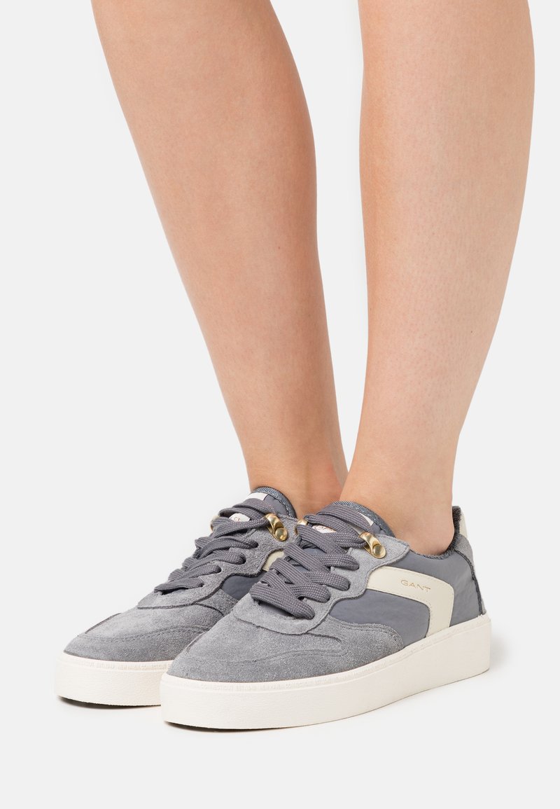 Zapatillas Mujer GANT Lagalilly - Cuero, Plantilla Textil, Diseño Casual Y Cómodo