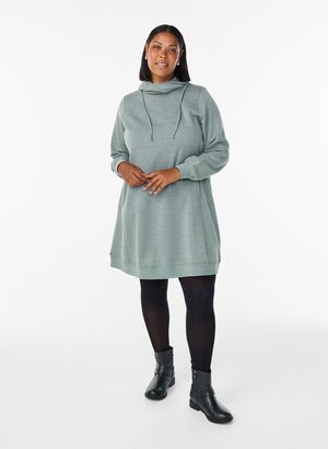 Zizzi FLASH - KURZES MIT KRAGEN UND TASCHEN - Freizeitkleid - balsam green melange