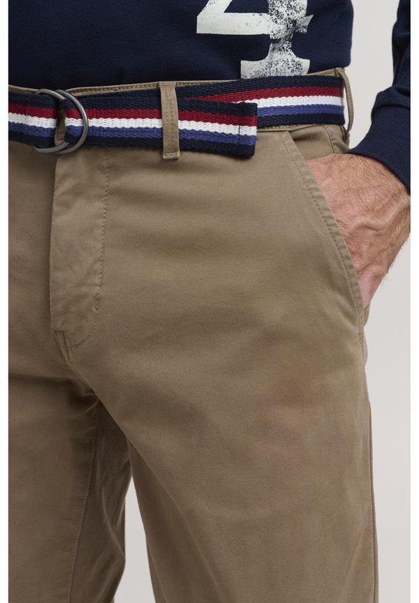 FQRYAN REGULAR FIT - Trousers - brindle4