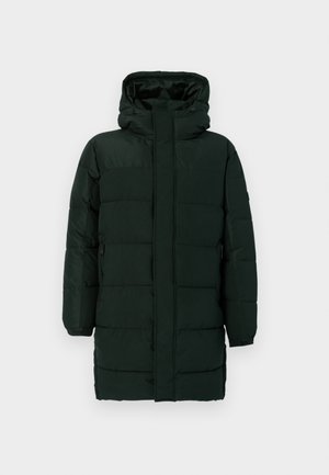 Σκούρο πράσινο φουσκωτό παλτό με κουκούλα, μπροστινό φερμουάρ και δύο πλαϊνές τσέπες. Διαθέτει ραφή καπιτονέ και ελαστικούς καρπούς.