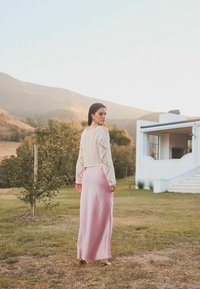 Next TAILORED  - Maksihame - rose pink