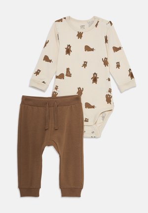 BACK FOCUS SET UNISEX - Body - light beige