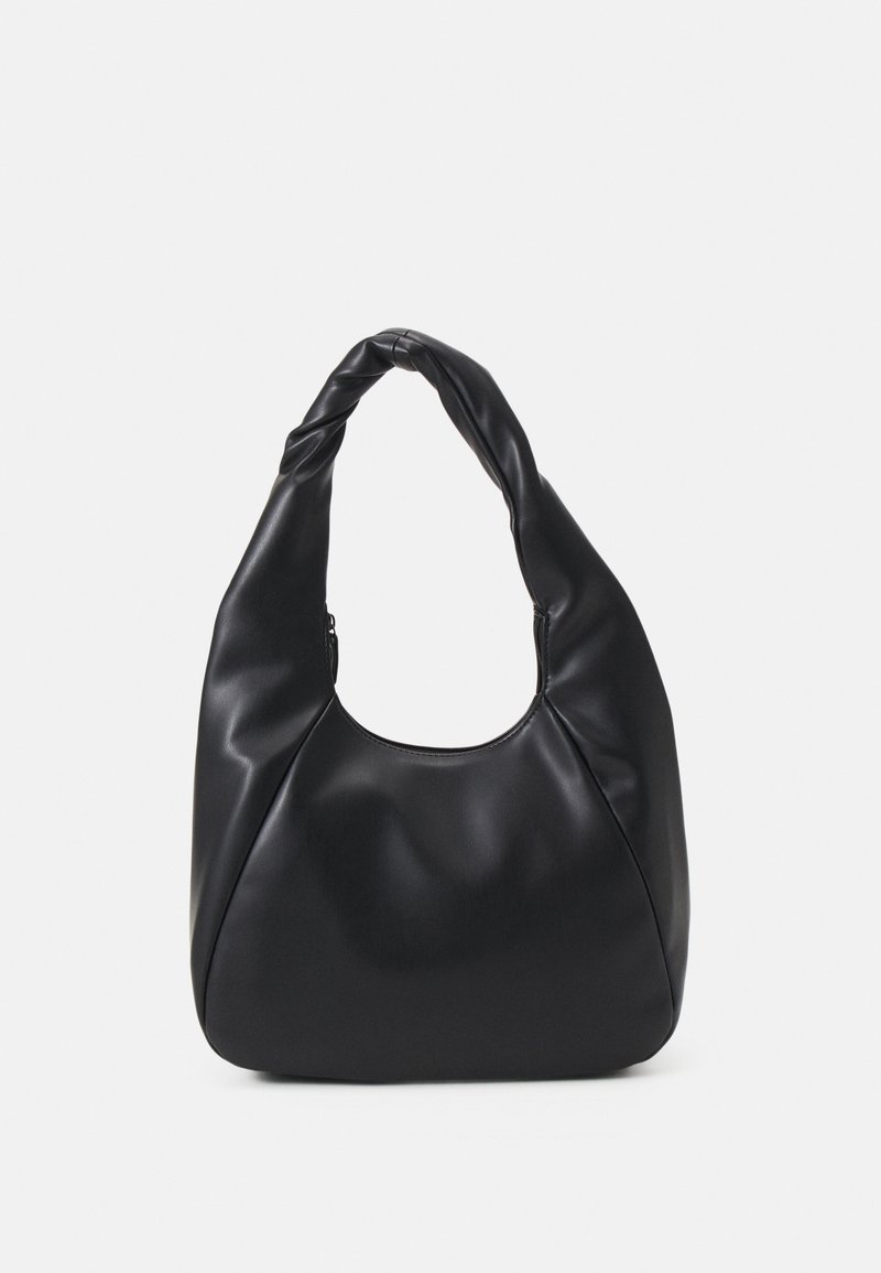 Sac hobo en cuir noir avec poignée torsadée et ouverture supérieure incurvée, présenté sur un fond clair uni.