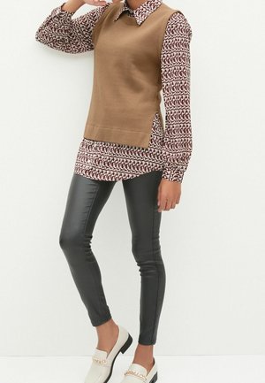 Pullover - brown