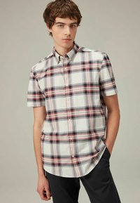 Next STRETCH OXFORD CHECK SHORT SLEEVE REGULAR FIT - Skjorta - ecru white/navy blue