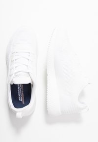 Skechers Wide Fit BOBS SQUAD  - Sportcipő - white