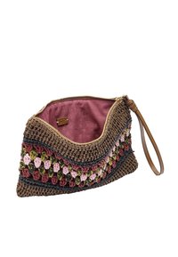 Brązowa pleciona kopertówka z wzorzystym designem w różowym, zielonym i ciemnoszarym kolorze. Posiada bordową podszewkę oraz złoty zamek błyskawiczny z paskiem na nadgarstek.
