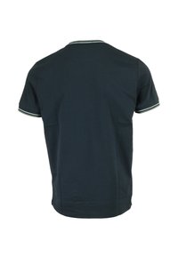 T-shirt in cotone blu navy con maniche corte. Presenta un design a tinta unita con colletto a coste e dettagli sulle maniche in contrasto.