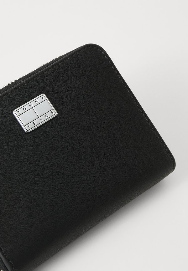 AMERICAN COOL - Wallet2