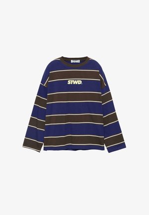 Chemise à manches longues rayée bleu marine et marron avec des fines lignes blanches, col rond, et "STWD." imprimé en blanc sur la poitrine.