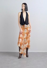 Ioannes SHAWL SKIRT - A-vonalú szoknya - sprayed lace ochre