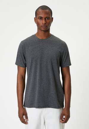 T-shirts basic - black