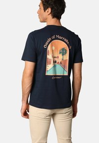 DEELUXE MARRAKECH - T-shirt imprimé - Navy