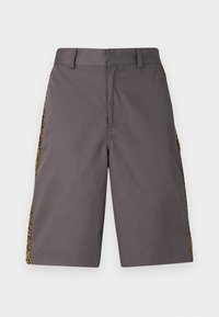 Shorts - dark charcoal
