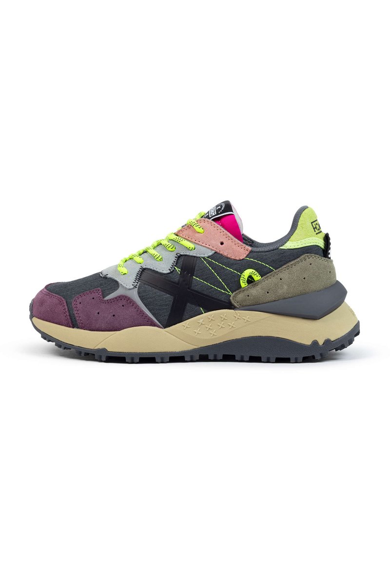 MUNICH SNEAKERS SHIBUYA - Tenisky - purple