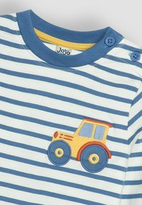 JoJo Maman Bébé TRACTOR APPLIQUÉ POCKET REGULAR FIT - Ilgarankovis viršutinės dalies drabužis - denim