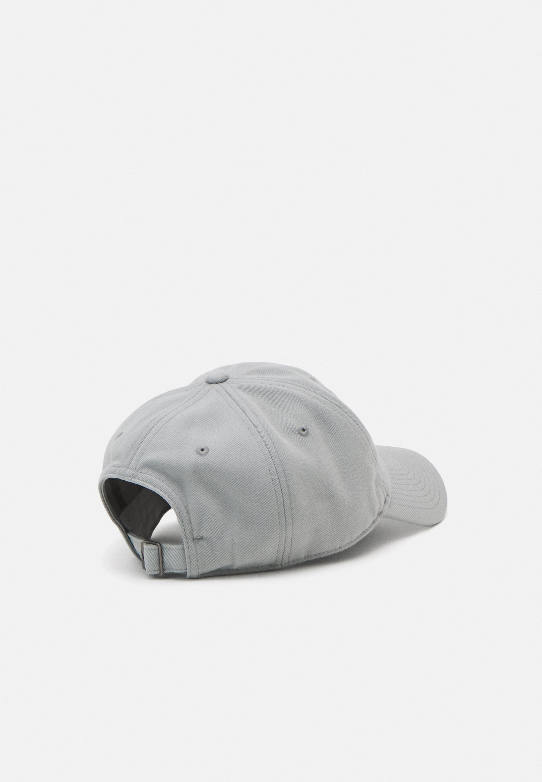 nike baseball cap grey