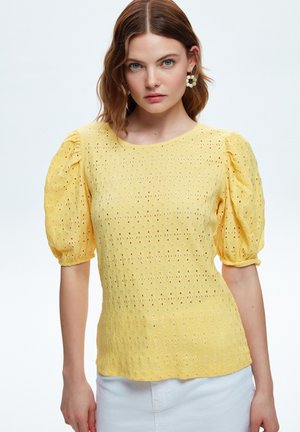 adL GUIPURE - Bluse - yellow