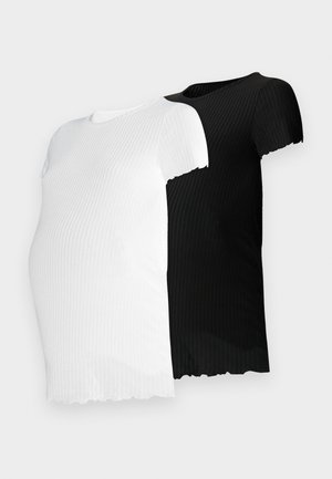 Due magliette a maniche corte a coste, una bianca e l'altra nera, con orlo a scallop e design aderente.