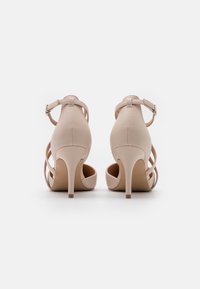 Wallis Klasické lodičky - beige