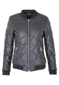 Giubbotto bomber in pelle nera con motivo a rombi, zip argentata e polsini e orlo a costine. Presenta tasche laterali.